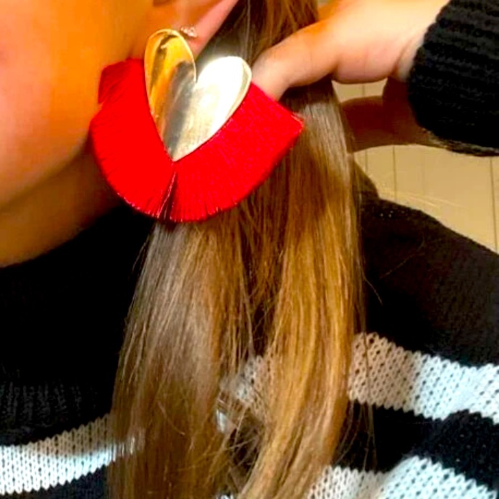 7/$35♥️Luxe Golden Fringed Hearts | Red Fringe Tassel Dramatic Bold Statement ♥️ - Picture 8 of 12